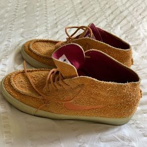 Nike Orange Skates Shoes